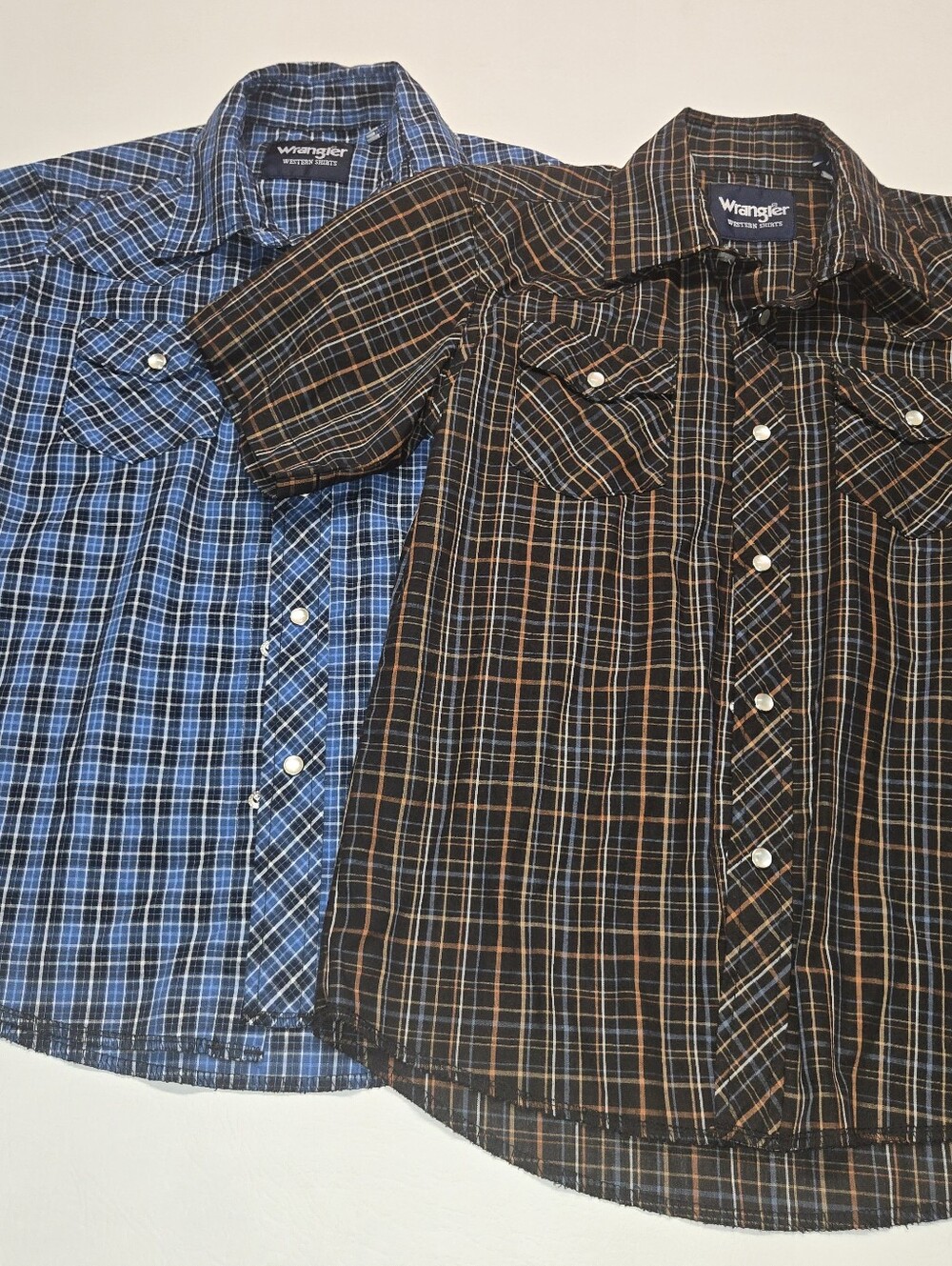 Wrangler short sleeve pearl snaps Boys size 7/8 Blue and Brown Short Sleeve West